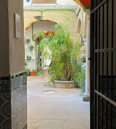 Patio De La Corredera Apartment