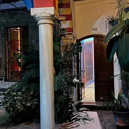 Patio De La Corredera Apartment