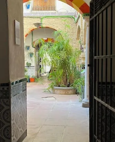 Patio De La Corredera Apartment