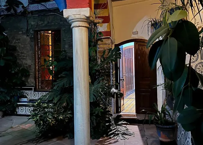 Patio De La Corredera Apartment