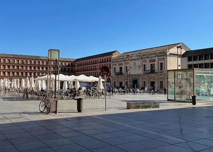 Patio De La Corredera