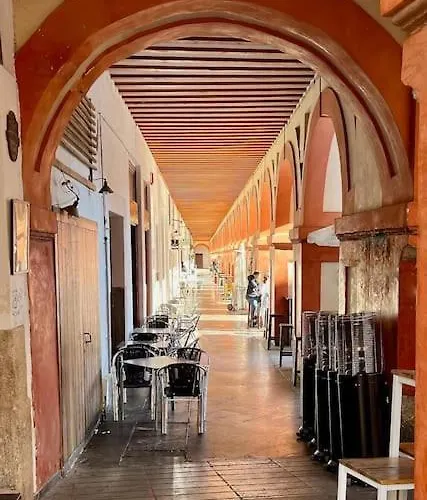 Patio De La Corredera Apartment *